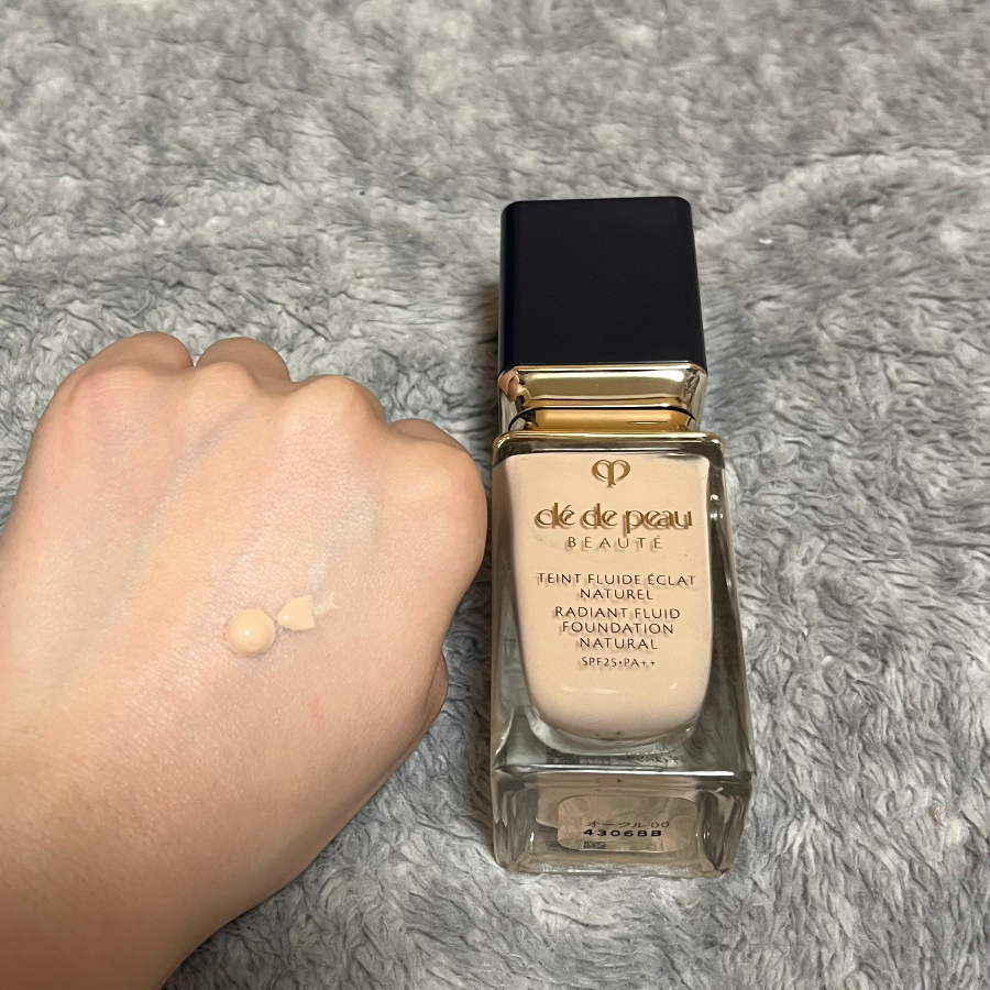 美品 クレド タンフリュイドエクラ ナチュレル ファンデ オークル30 資生堂 クレ・ド・ポー ボーテ / タンフリュイドエクラ ナチュレル オークル30