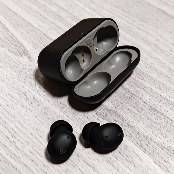 寝ホンの最有力製品だと思います～充電ケースも本体も、⋯final ZE500