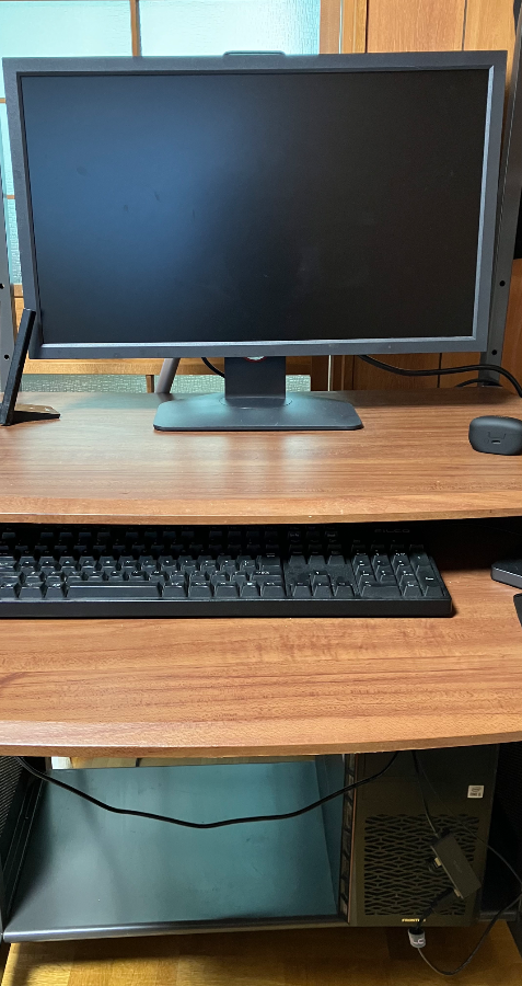 BenQ ZOWIE ゲーミングモニターXL2411Kをレビュー！クチコミ