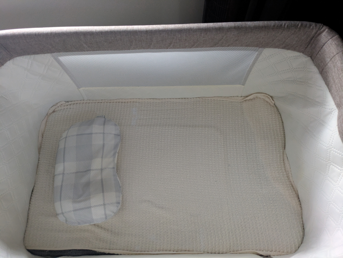 値段の割に可動もスムーズで便利～ベビーベッドを買うと⋯KiNo LiNPO