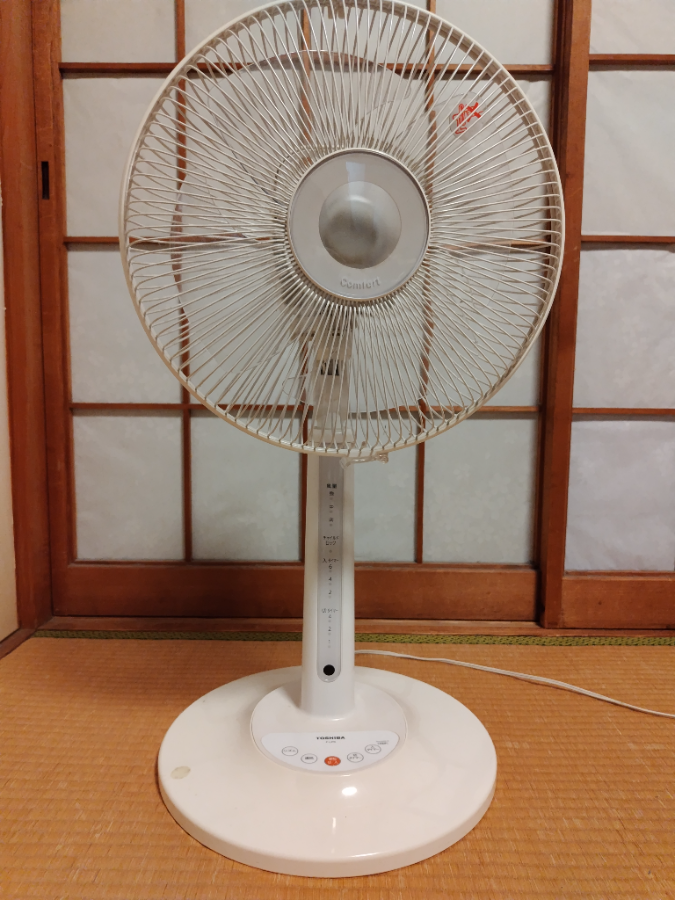 東芝ライフスタイル DCリビング扇風機 TF-30DL27を検証レビュー