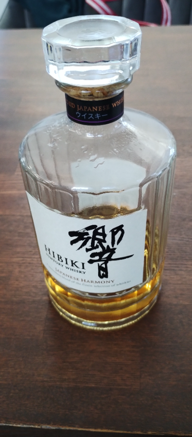サントリーウイスキー 響 JAPANESE HARMONYをレビュー！クチコミ・評判