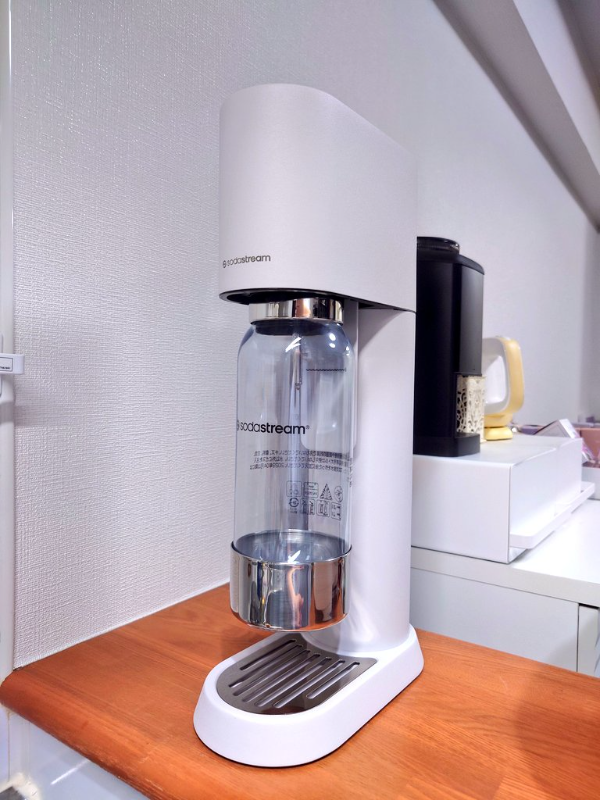ソーダストリーム SodaStream enso（エンソウ） スターターキットを